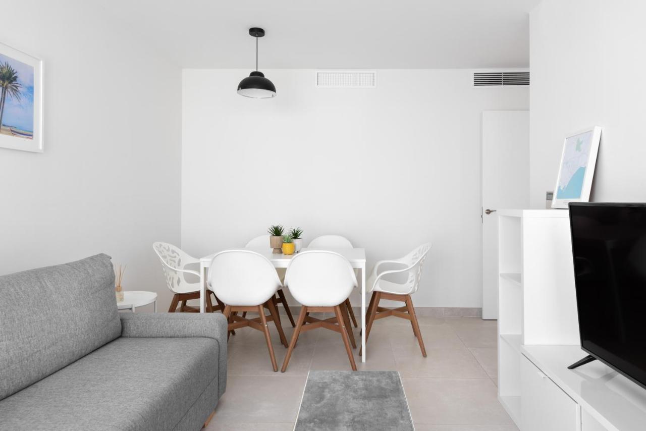 Escape To Estepona Luaran gambar