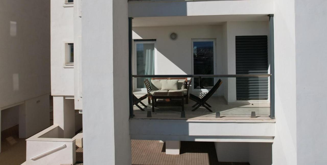 Escape To Estepona Luaran gambar