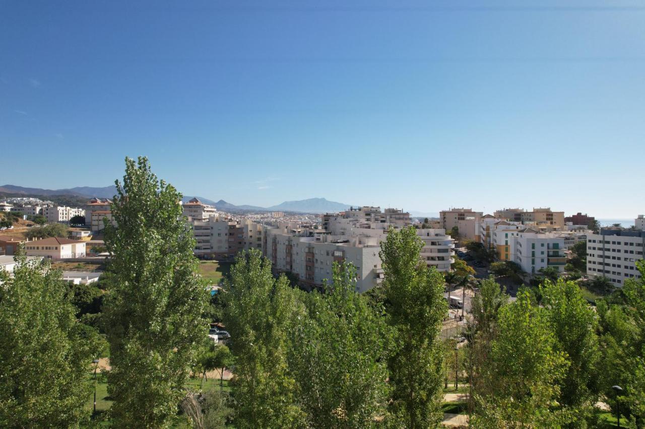 Escape To Estepona Luaran gambar